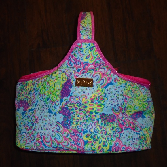 Lilly Pulitzer Handbags - LILLY PULITZER PARTY COOLER ~ LILLY'S LAGOON